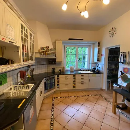 2 Bedroom With Bathroom - Altbauvilla Burgen (Mayen-Koblenz)